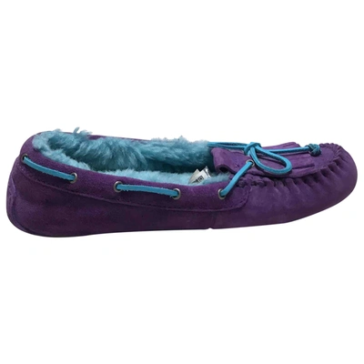 Pre-owned Ugg Flats In Purple