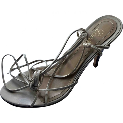 Pre-owned Loewe Leather Heels In Beige