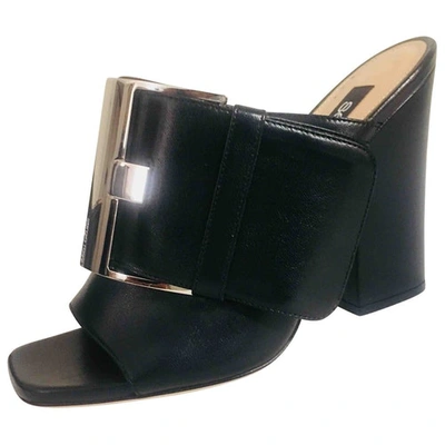 Pre-owned Sergio Rossi Leather Sandals In Black