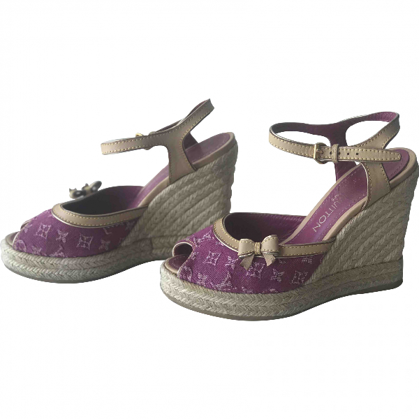Pre-Owned Louis Vuitton Pink Cloth Sandals | ModeSens