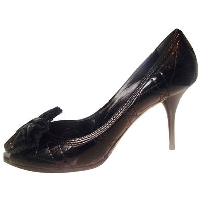 Pre-owned Dior Patent Leather Court Shoes In Black