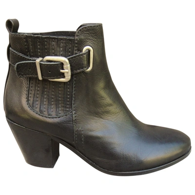 Pre-owned Claudie Pierlot Leather Buckled Boots In Black