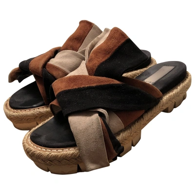 Pre-owned N°21 Sandals In Brown