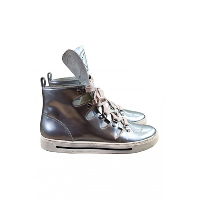 Pre-owned Marc By Marc Jacobs Leather Trainers In Silver