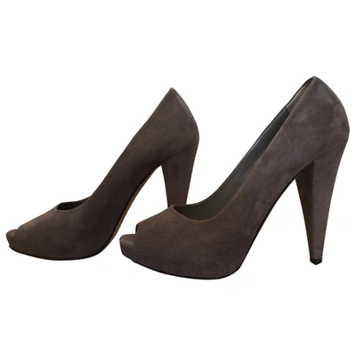 Pre-owned Bally Heels In Grey