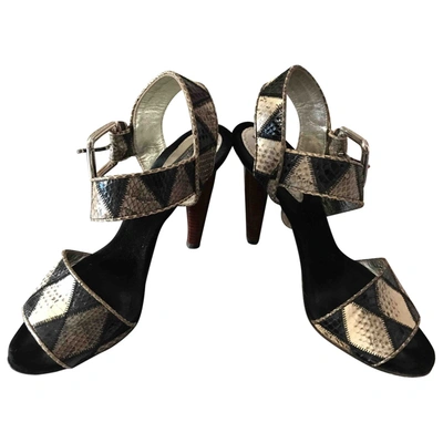 Pre-owned Dolce & Gabbana Beige Python Sandals