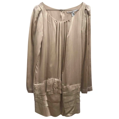 Pre-owned Diane Von Furstenberg Silk Mid-length Dress In Gold