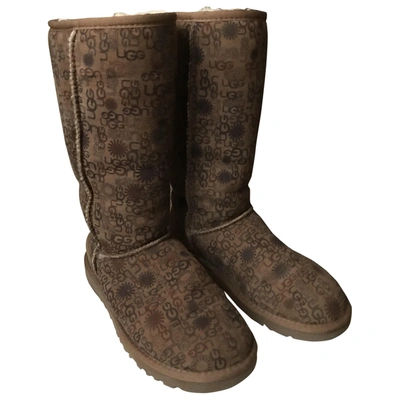 Pre-owned Ugg Snow Boots In Brown
