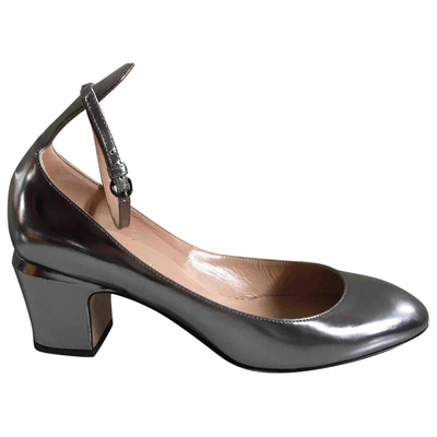 Pre-owned Valentino Garavani Tango Silver Leather Heels