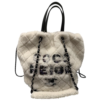 Pre-owned Chanel White Shearling Handbag