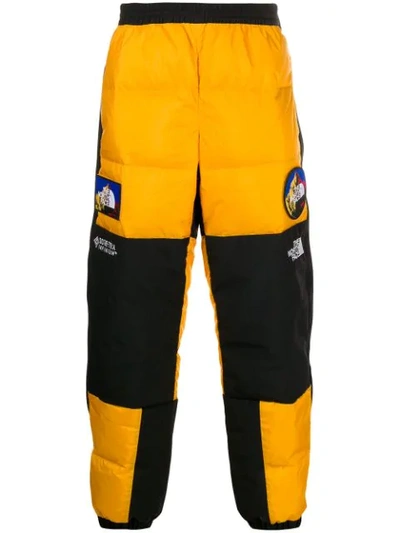 The North Face Logo Contrast Trousers In Yellow