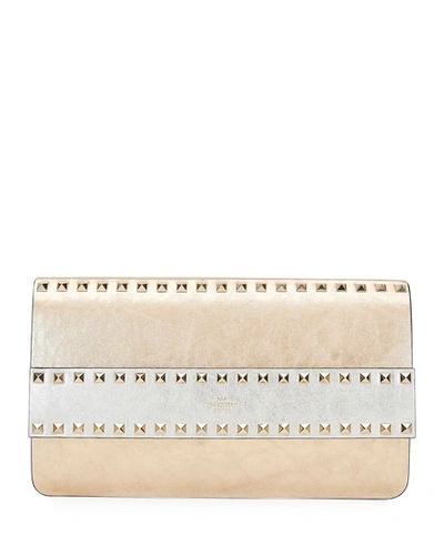 Valentino Garavani Rockstud Crackled Metallic Leather Clutch Bag In Gold