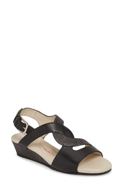 Amalfi By Rangoni Morosa Wedge Sandal In Graphite Leather