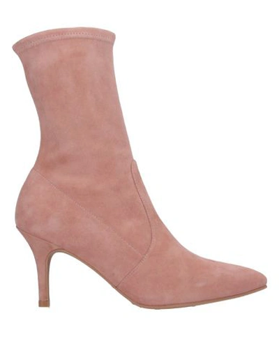 Stuart Weitzman Ankle Boot In Pale Pink