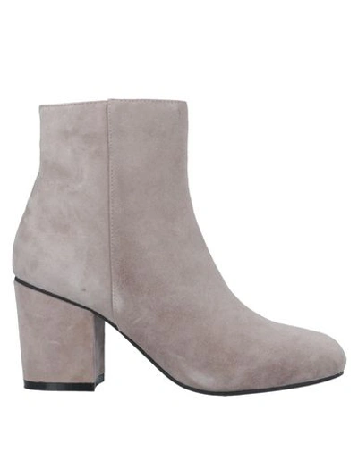 Fornarina Ankle Boot In Light Grey