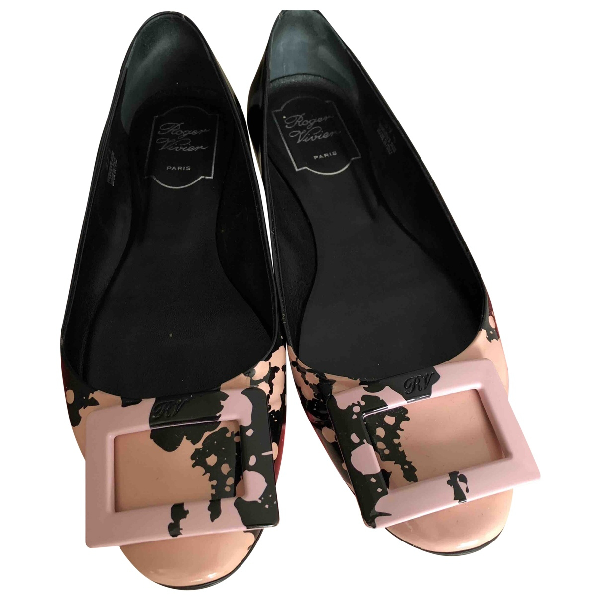 roger vivier black patent flats