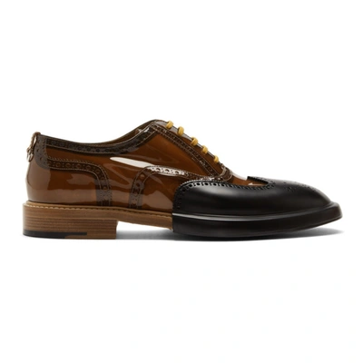 Burberry Toe Cap Detail Vinyl And Leather Oxford Brogues In Black
