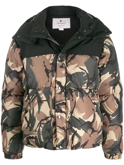 Woolrich Camouflage Print Padded Coat In Black