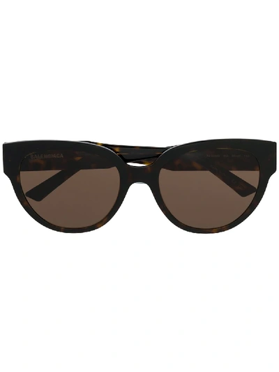 Balenciaga Tinted Cat-eye Sunglasses In Braun