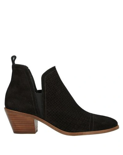 Sigerson Morrison Ankle Boots In Black