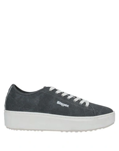 Blauer Sneakers In Grey