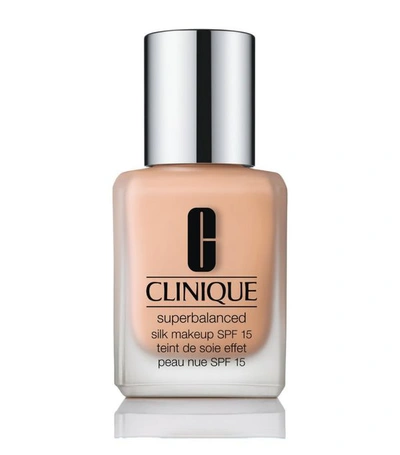 Clinique Superbalanced Silk Makeup Spf15