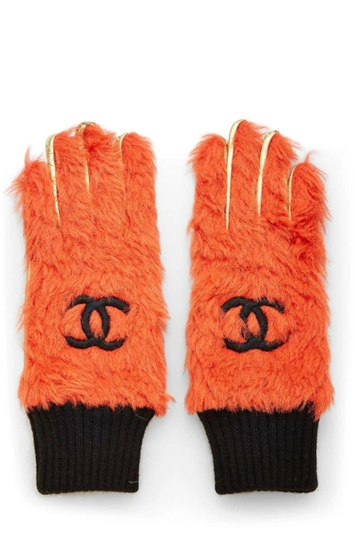 Pre-owned Chanel Orange Faux Fur 'cc' Gloves