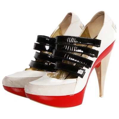 Pre-owned Dsquared2 Heels In White