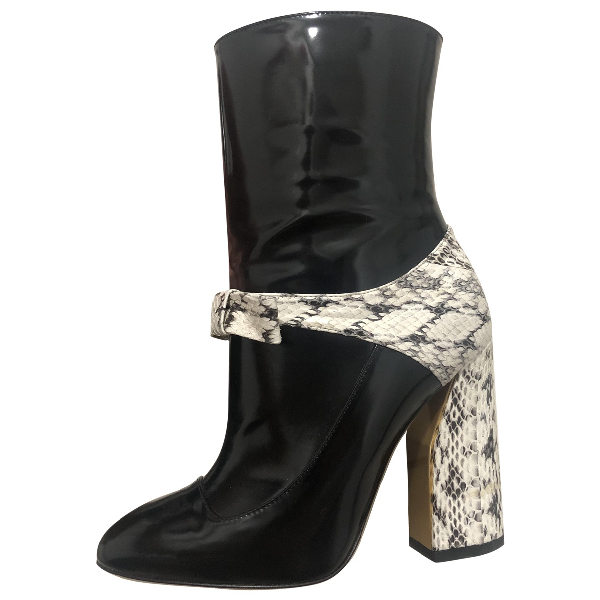 snake boots gucci