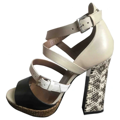 Pre-owned Barbara Bui Leather Sandals In Beige