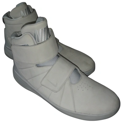 Pre-owned Nike High Trainers In White