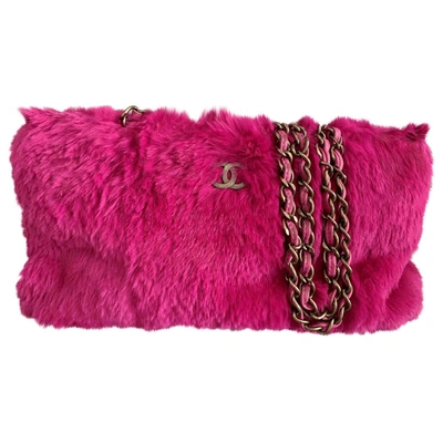 Pre-owned Chanel Faux Fur Handbag In Pink
