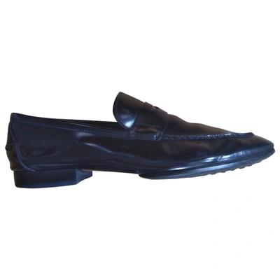 Pre-owned Tod's Patent Leather Flats In Black