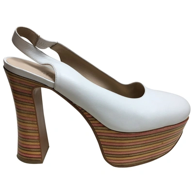 Pre-owned Chloé Leather Heels In White