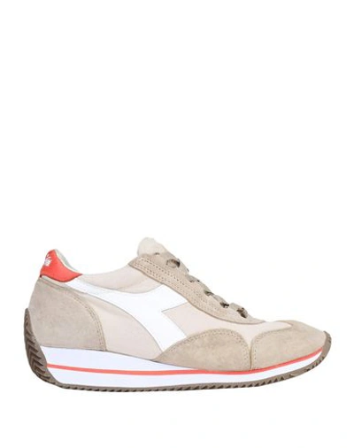 Diadora Sneakers In Beige