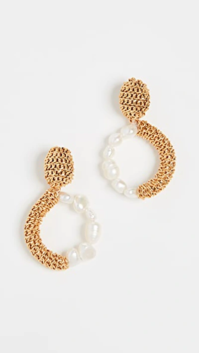 Oscar De La Renta Glass Pearl Chain Contrast Hoop Clip Earrings In Gold