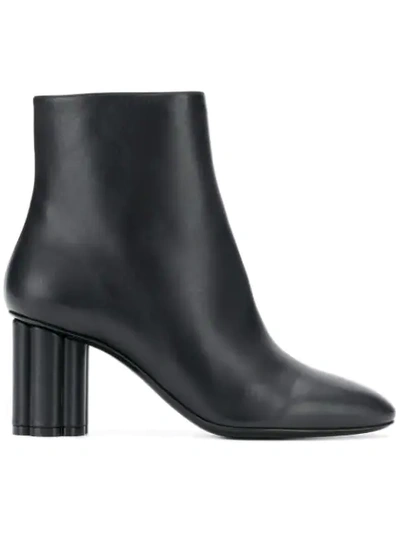 Ferragamo Molfetta Leather Ankle Boots In Black