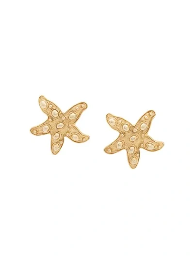 Pre-owned Versace 1990s Starfish Clip-on Earrings In Gold