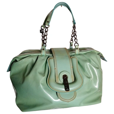 Pre-owned Fendi Bag Patent Leather Handbag In Green