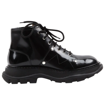 Pre-owned Alexander Mcqueen Patent Leather Boots In Black