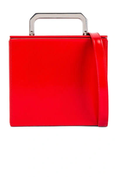 Bottega Veneta Messenger Bag In Bright Red