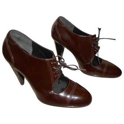 Pre-owned Lanvin Patent Leather Lace Ups In Brown