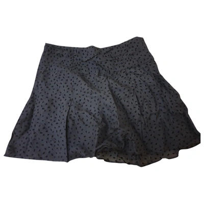 Pre-owned Tara Jarmon Silk Mini Skirt In Grey