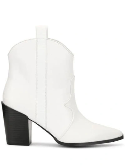 Senso Quillan Bootie In White