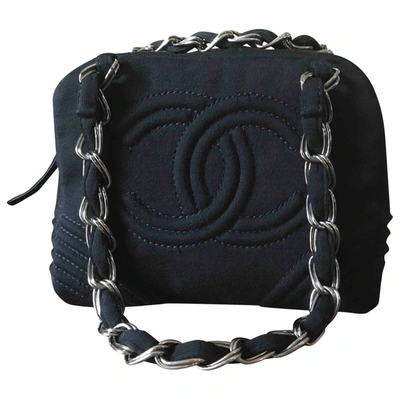 Pre-owned Chanel Handbag In Black