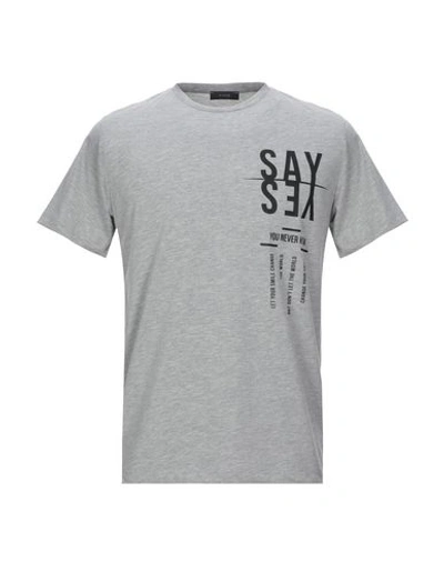 Kaos T-shirts In Grey