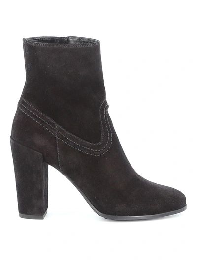 Tod's 75b Saddlery Style Leather Booties In Black