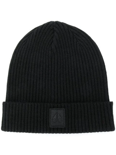 Moose Knuckles Logo Patch Beanie In Black