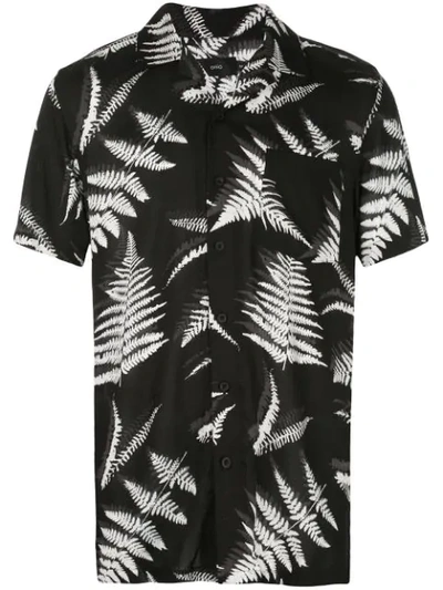 Onia Vacation Fern Print Short Sleeve Shirt In Black