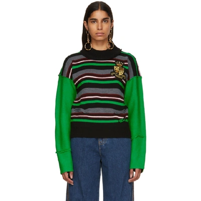 Jw Anderson Logo Crest Knitted Jumper In Green,grey